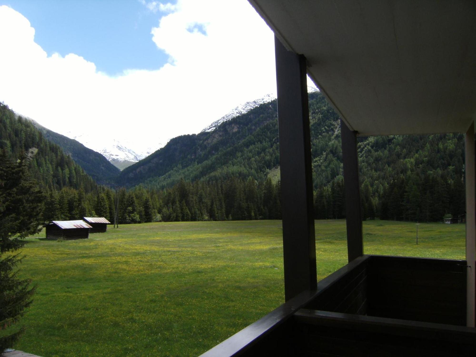 Albergo Thurwieser Santa Caterina Valfurva Ruang foto