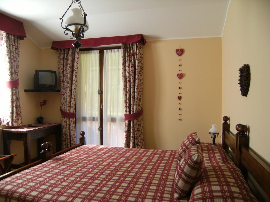 Albergo Thurwieser Santa Caterina Valfurva Bagian luar foto
