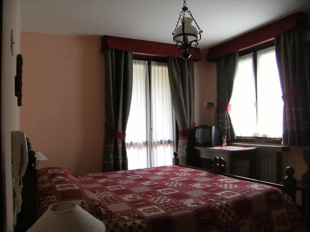 Albergo Thurwieser Santa Caterina Valfurva Bagian luar foto
